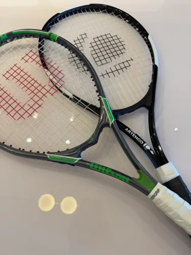 Dupla Raquete Wilson Tour Slam + Artengo Decatlhon 100