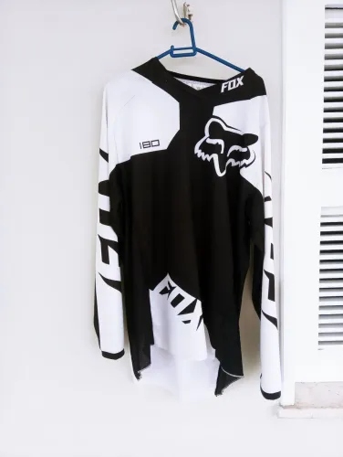 OPORTUNIDADE PARA VENDER AGORA CAMISA FOX(SEMI-NOVA)...VALOR:40.00...