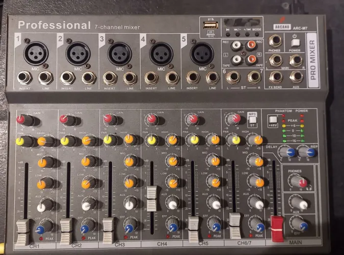 Mesa de Som Arcano ARC-M7