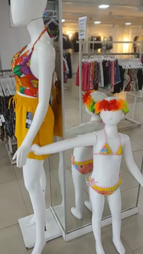 Manequim infantil