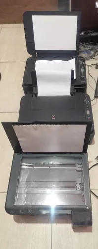 Vendo impressoras com defeito