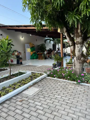 ALUGO ESPAÇO PARA EVENTOS - Araçagy