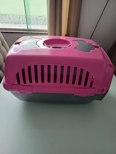 Caixa de transporte de cachorro e sanitário higiênico