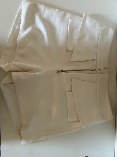 Short lesalis branco