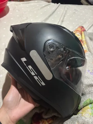 Capacete LS2