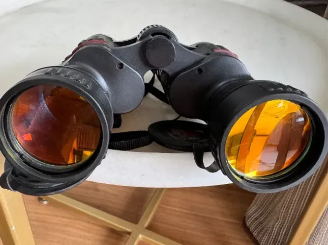 Binóculo Breaker Cobra com bússola, precisando de revisão, muitos anos guardado