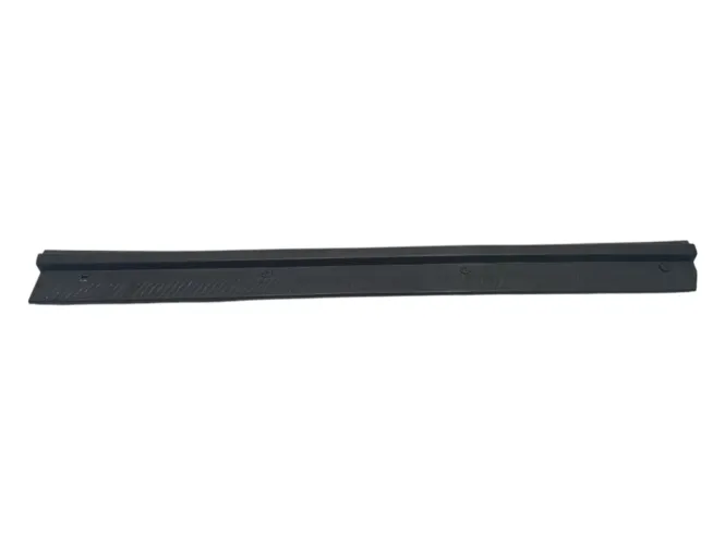 Soleira Porta Nissan Frontier 2002 A 2007 Dianteiro Direito  Preto