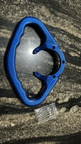 Vendo alça para tanque moto zerado