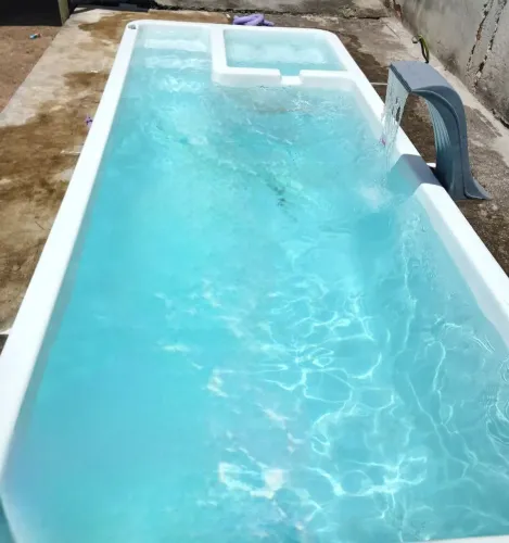 Piscina 20mil litros 6 metros comprimento, 2,5 metros largura e 1,3 metros profundid