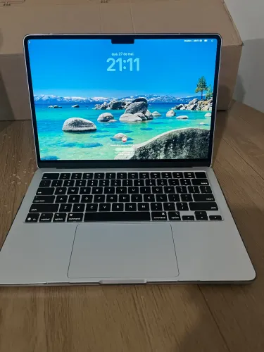 MacBook Air M4 256/16 13?