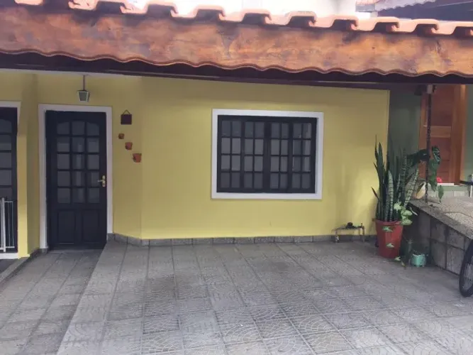 Casa em condomínio 2 QUARTOS e GARAGEM Poá-SP