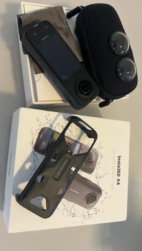 Insta360 X4 8K - Câmera 360° - Excelente Estado