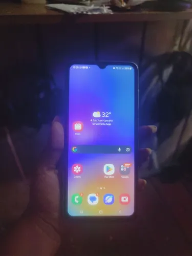 Samsung A05 na película
