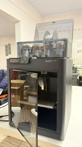 IMPRESSORA 3D BAMBU LAB P1S COMBO AMS