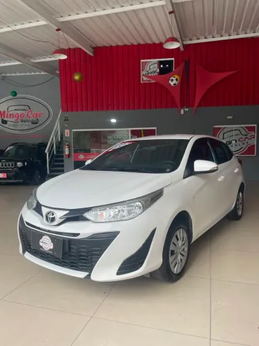 Toyota Yaris Live 1.3 Flex 16V 5P AUT 2022