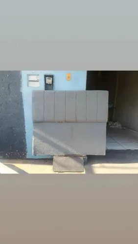 Vende se está cabeceira