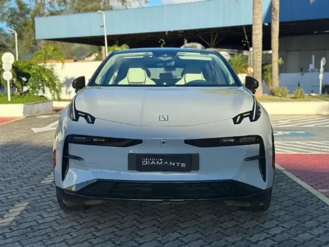 Zeekr X Flagship Flagship (elétrico) 2025