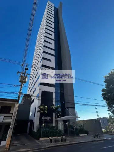 Imóvel para aluguel possui 91 metros quadrados com 3 quartos em Centro - Cascavel - PR