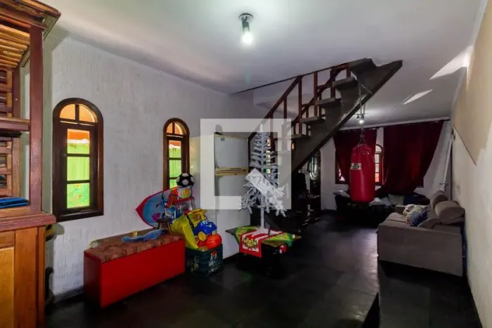Casa à Venda - Sapopemba, 4 Quartos, 270 m2