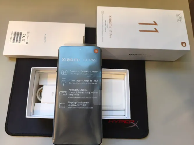 Xiaomi Mi 11t pro + 10 capinhas