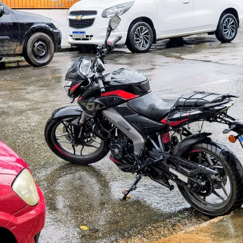 Vendo ou troco dominar ns200