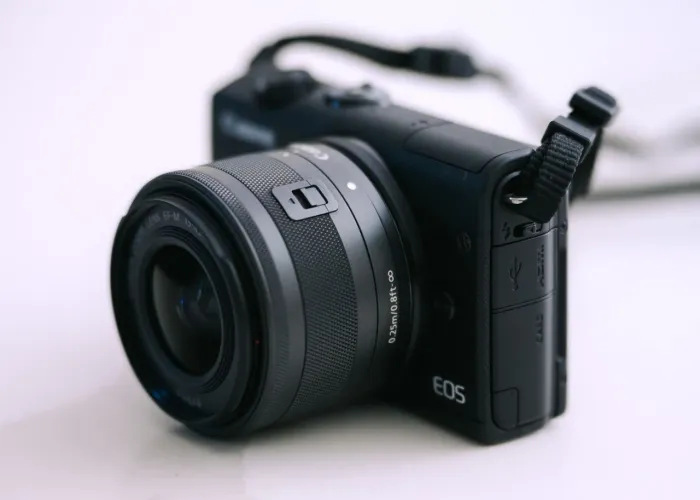 Canon m200 4k novíssima