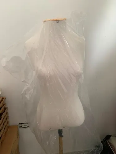 MANEQUIM FEMININO NOVO