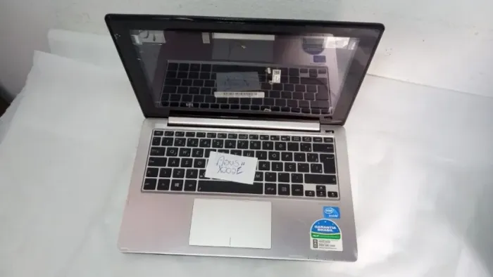 Notebook Asus pra Peças Lote com 2 peças Detalhes na Descrição