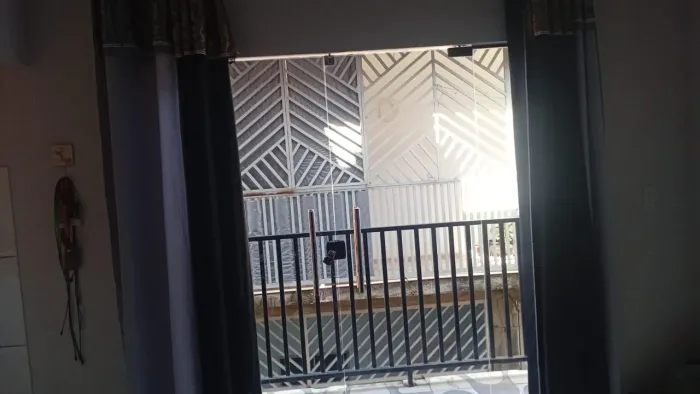 Casa Ampla com 3 Suítes 2 Kitnets a 200m da Av. Augusto Montenegro