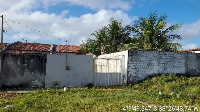 Casa no CROATA I em Pacajus/CE - Caixa *4853