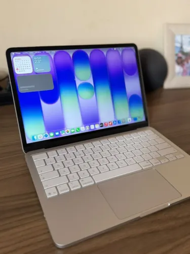 Macbook Neo - 8 GB - 256 GB - 12 Ciclos de Bateria - Aceito Trocas (12x 423)