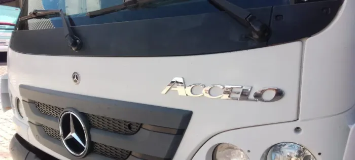 Mercedes-Benz Accelo 1016 Eixo 3/4 Ano 2022/2022 Implemento Baú