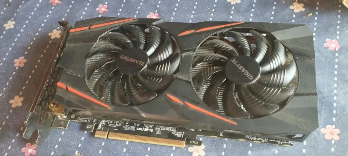 Placa de vídeo RX 590 8GB