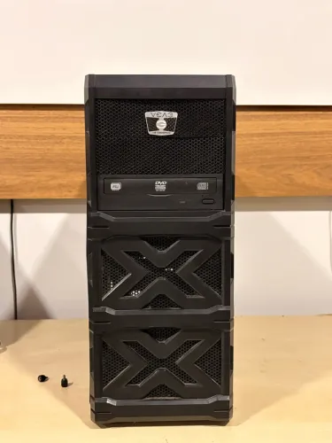 Kit PC i3-10105F + 16GB HyperX + B560M + XFX 550W
