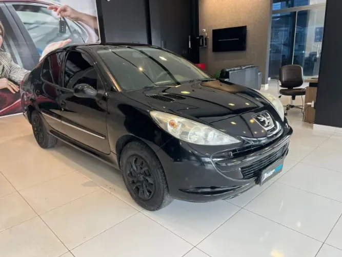 Peugeot 207 Active 1.4 Flex 8V 5P 2014