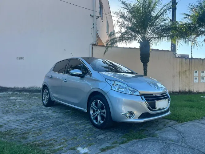 Peugeot 208 Griffe 1.6 Flex 16V 5P Mec. 2015