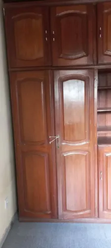 VENDE-SE DOIS GUARDA-ROUPAS DE ANGELIM