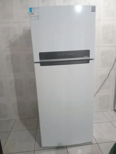 Vendo geladeira zerada nunca usada