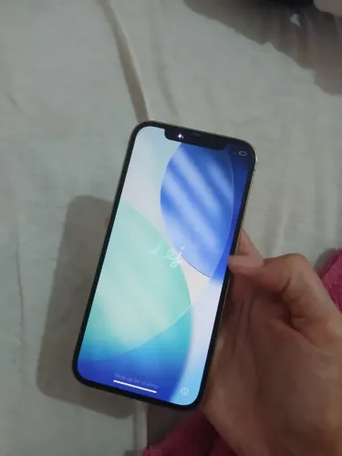 iPhone 12 pro sem marcas de uso pra vende logo