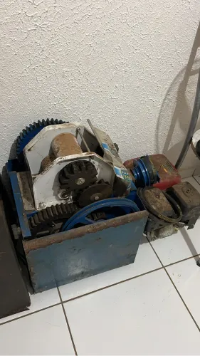 Moedor de Cana a Gasolina