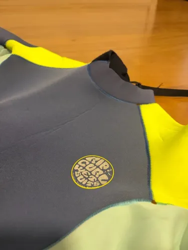 Roupa surf, Long John Ripcurl
