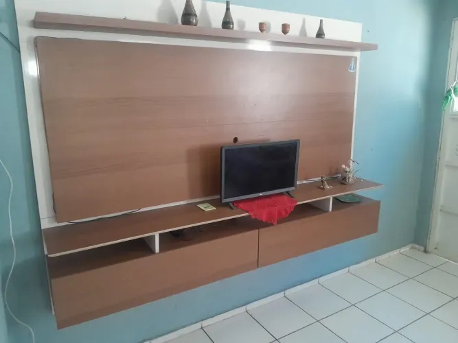 Painel com tv