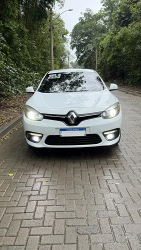 Renault Fluence Sed. Dynamique 2.0 16V Flex Aut. 2015
