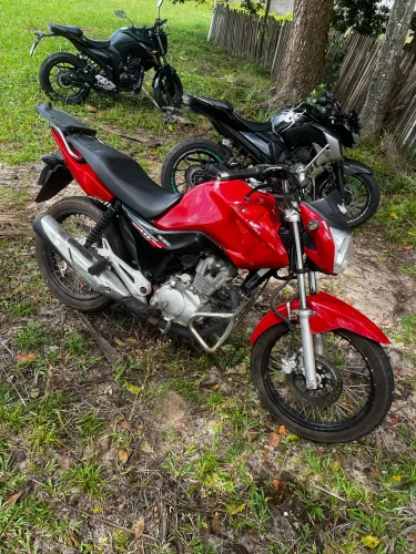 Moto em ótimo estado de conservação, muito boa para o dia a dia, só pegar e rodar