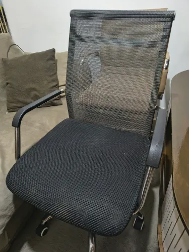 Cadeira Escritório/PC Prata/Preta Usada Excelente