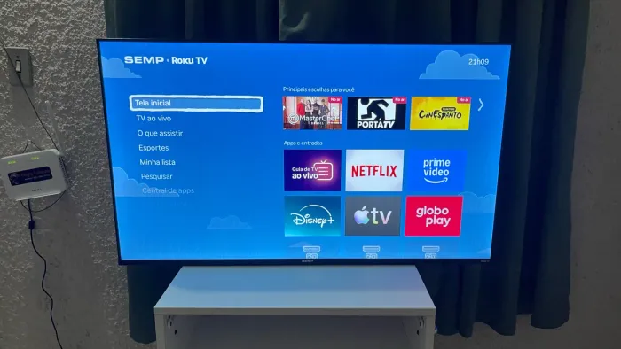 Smart Tv semp roku 49 tela plana R$1700 buscar Saquarema *