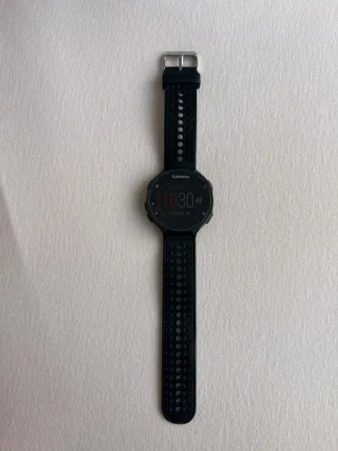 Relógio Garmin Forerunner 235