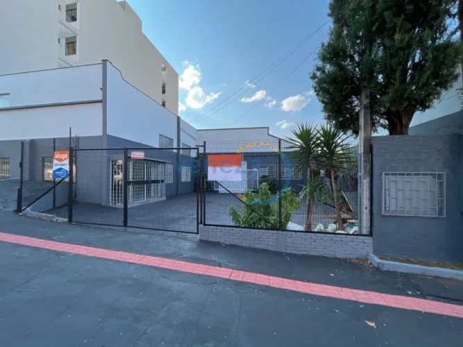 Imóvel comercial para alugar, 242 m², região Central, Londrina