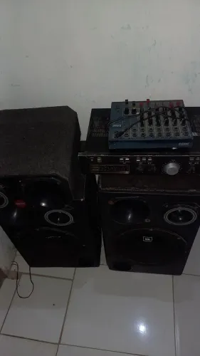 2 cx trio e um box 