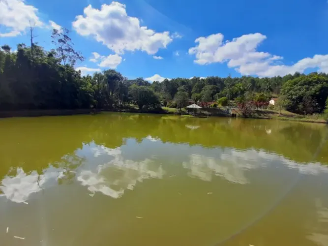 SITIO COMERCIAL em Bragança Paulista - SP, Agua Comprida
